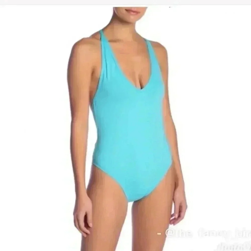 VYB AQUA ONE PIECE SWIMSUIT